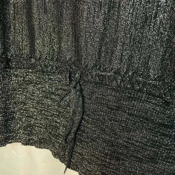Massini metallic sparkle top - Picture 3 of 3
